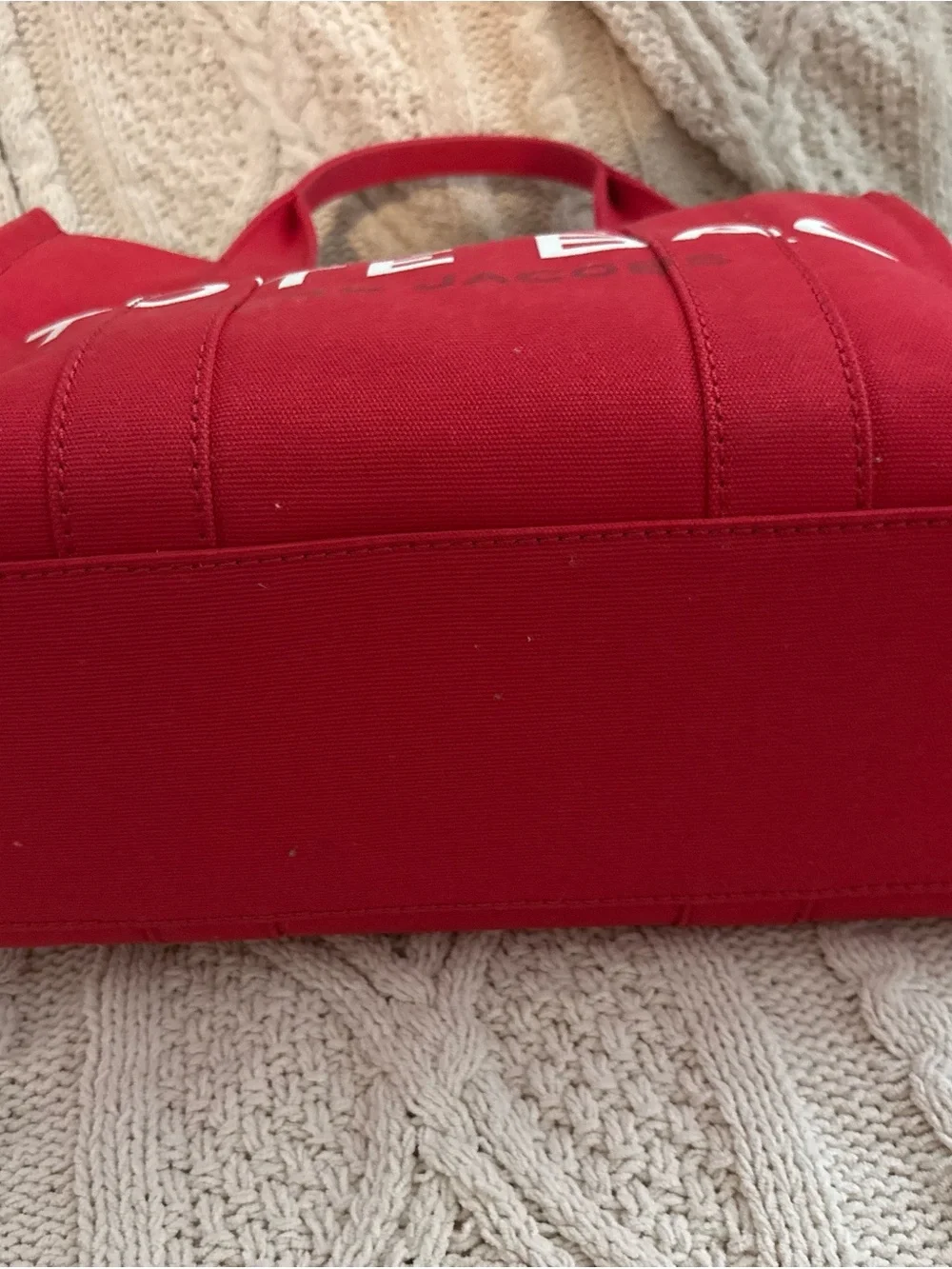 Marc Jacobs Red Canvas 'The Tote Bag' with Black Strap - Picture 5 of 7